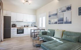 Attiki Metro Top Floor By Greece Apartment